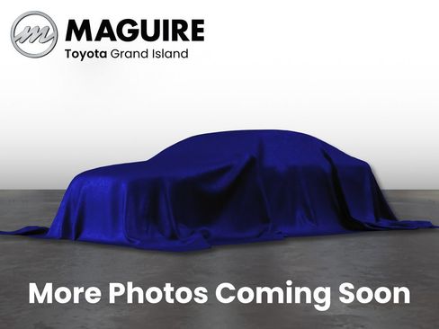Used 2024 Toyota Camry SE AWD/4WD image 2