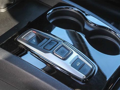 Used 2017 Honda Pilot Elite image 27