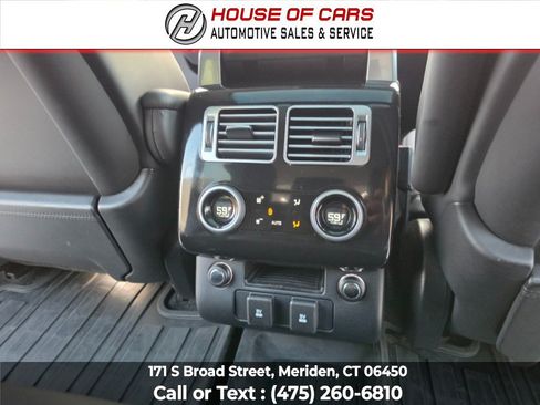 Used 2018 Land Rover Range Rover HSE AWD/4WD image 41