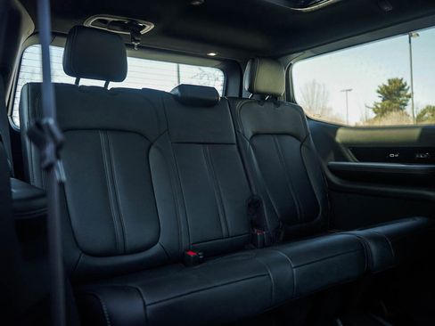 New 2026 Jeep Grand Wagoneer Summit image 13