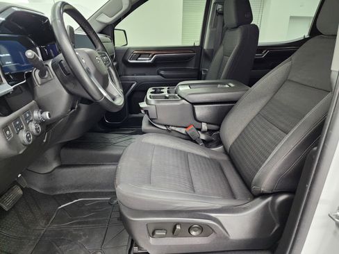 Used 2023 Chevrolet Silverado 1500 RST w/ Redline Edition image 8