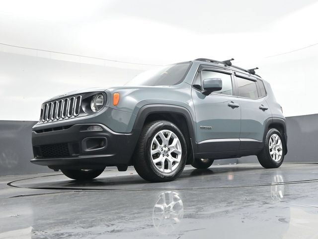 Used 2016 Jeep Renegade Latitude FWD image 37