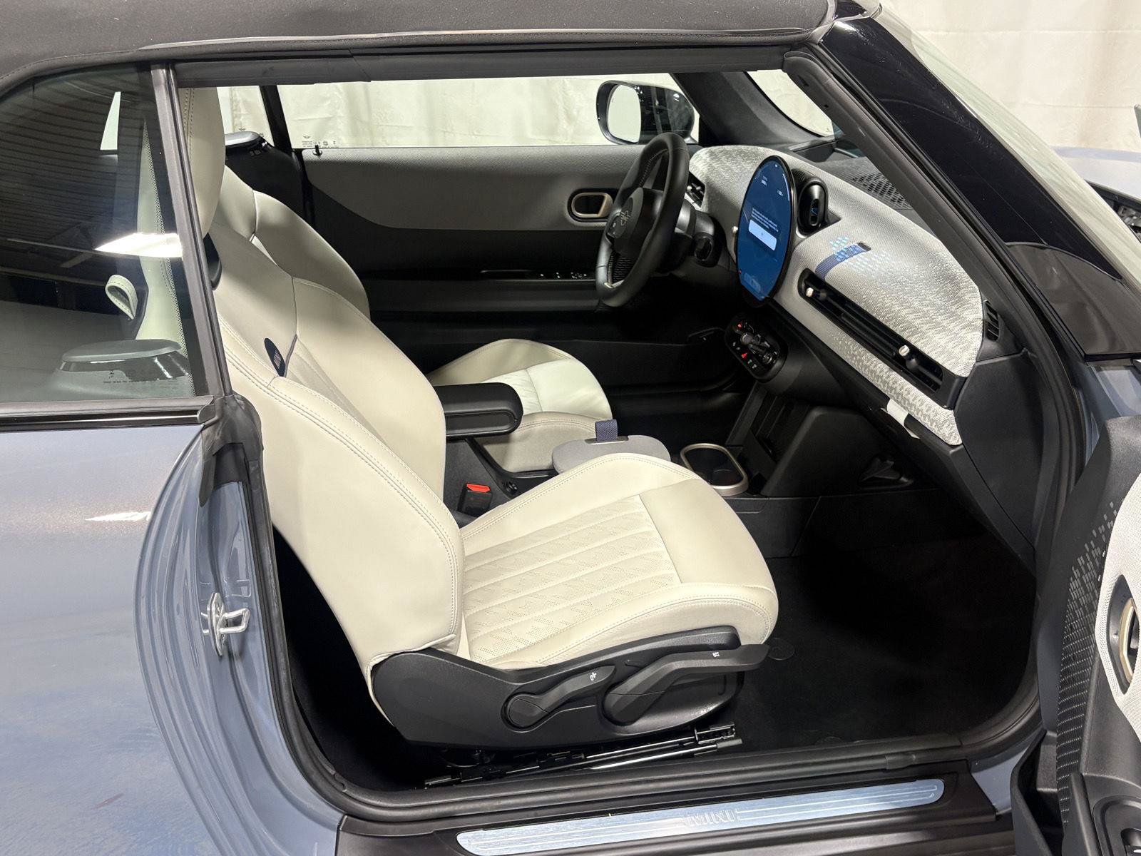 Used 2026 MINI Cooper S FWD image 6