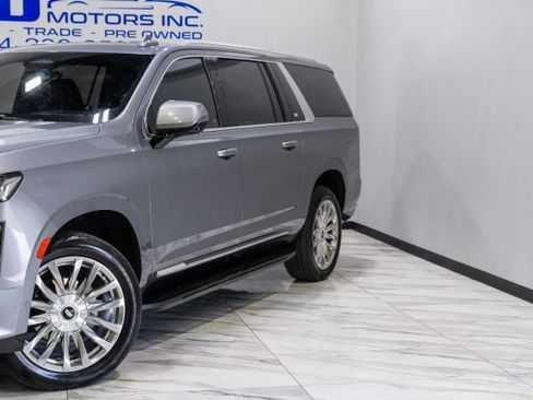 Used 2021 Cadillac Escalade ESV Premium Luxury AWD/4WD image 6