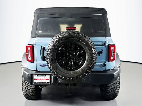 Used 2022 Ford Bronco Wildtrak image 3