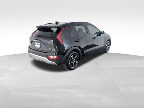 Certified 2025 Kia Niro EX FWD image 7