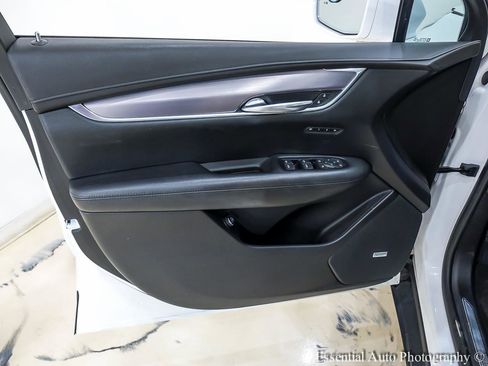 Used 2019 Cadillac XT5 Luxury FWD image 25