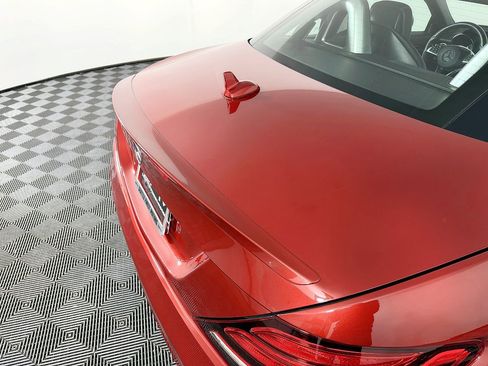 Used 2019 Mercedes-Benz SLC 300 image 11
