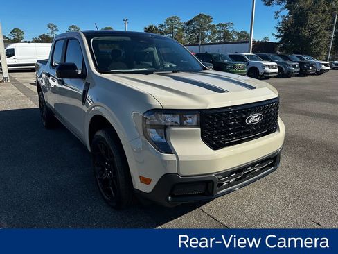 New 2025 Ford Maverick XLT w/ Black Appearance Package image 9