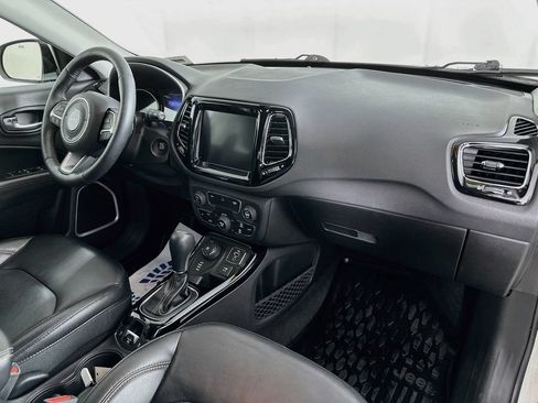 Certified 2018 Jeep Compass Limited AWD/4WD image 34