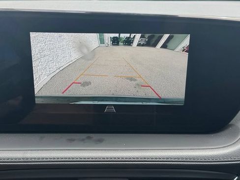 Used 2025 Buick Encore GX Preferred FWD image 19