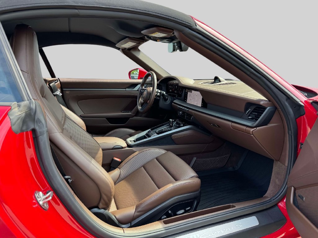 Used 2025 Porsche 911 Carrera S RWD image 11