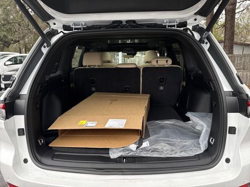 New 2026 Jeep Grand Cherokee Limited image 32