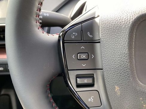 New 2026 Toyota Prius Plug-In Hybrid FWD image 13
