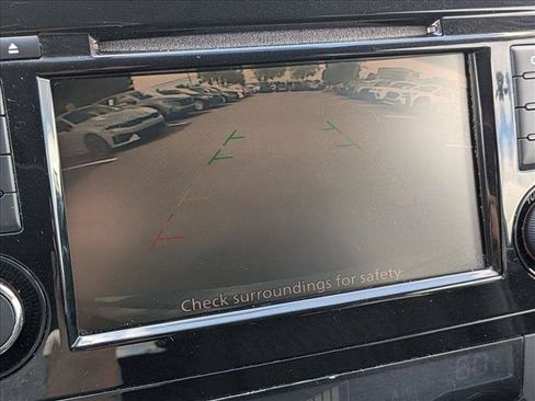 Used 2018 Nissan Rogue SV FWD image 14