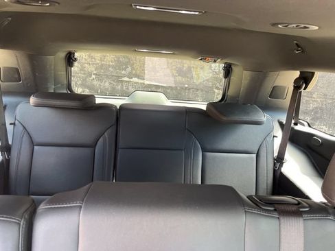 Used 2025 Chevrolet Tahoe Z71 AWD/4WD image 35
