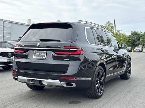 Used 2023 BMW X7 xDrive40i w/ Executive Package AWD/4WD image 3