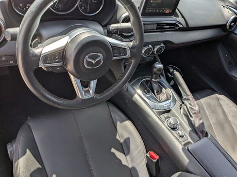 Used 2017 MAZDA MX-5 Miata RF Grand Touring RWD image 14