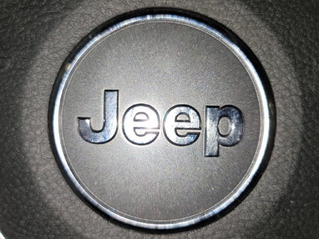 Used 2018 Jeep Wrangler Unlimited Sahara AWD/4WD image 23