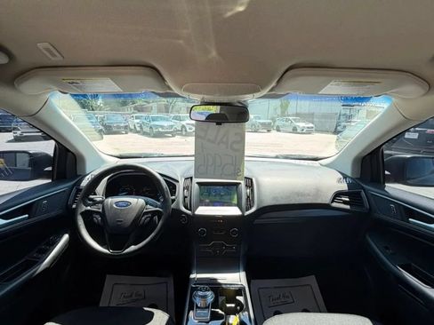 Used 2020 Ford Edge SE AWD/4WD image 12