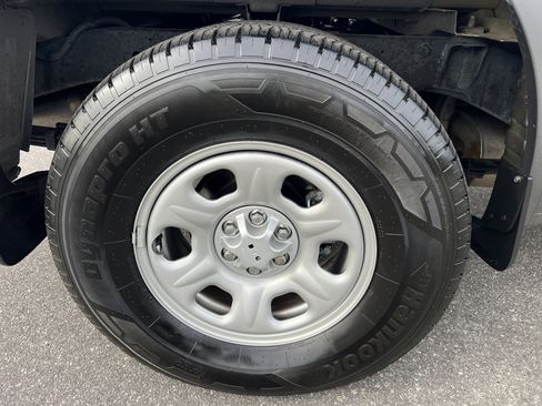 Certified 2024 Nissan Frontier S w/ Technology Package image 23