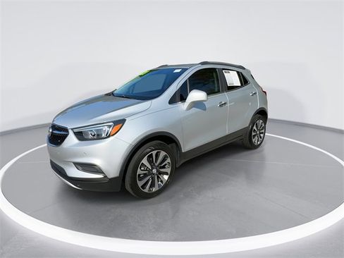 Used 2021 Buick Encore Preferred w/ Safety Package II image 4