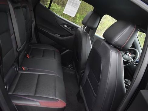 Certified 2025 Chevrolet Equinox RS w/ Safety and Technology Package FWD image 15