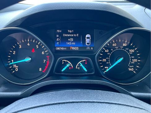 Used 2017 Ford Escape SE FWD image 13