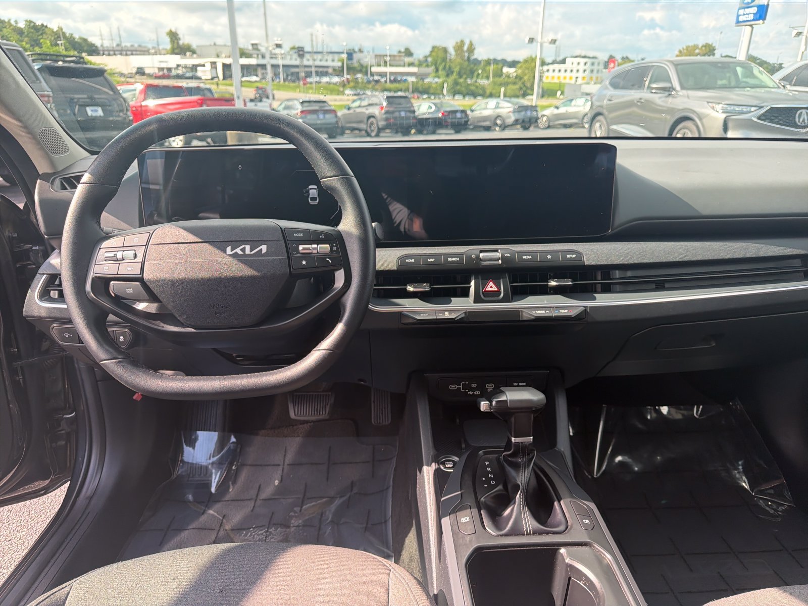 Used 2025 Kia K4 EX FWD image 13