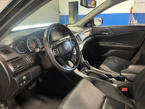 Used 2015 Honda Accord EX-L image 22