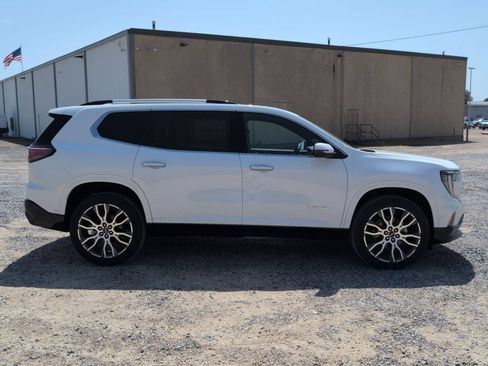 New 2026 GMC Acadia Denali Ultimate FWD image 7