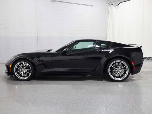 Used 2018 Chevrolet Corvette Grand Sport RWD image 2