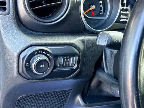 Used 2021 Jeep Wrangler Unlimited Sport AWD/4WD image 11