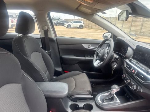 Used 2023 Kia Forte LXS FWD image 26