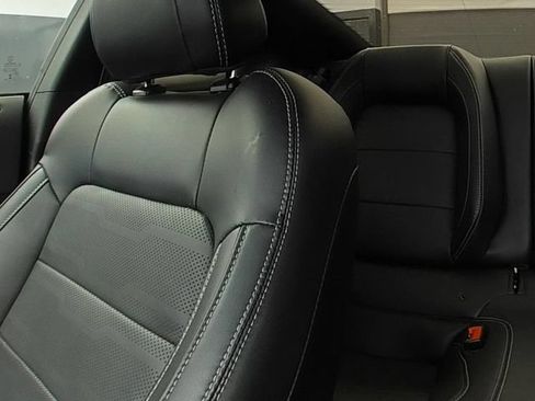 Used 2020 Ford Mustang GT Premium w/ GT Performance Package RWD image 25