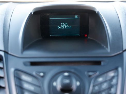 Used 2015 Ford Fiesta SE image 30