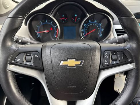 Used 2011 Chevrolet Cruze LT image 22