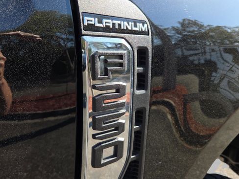 Used 2024 Ford F250 Platinum w/ Tremor Off-Road Package image 19
