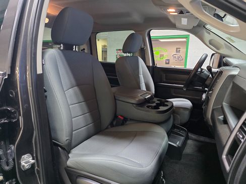 Used 2017 RAM 3500 Tradesman w/ Chrome Appearance Group image 24