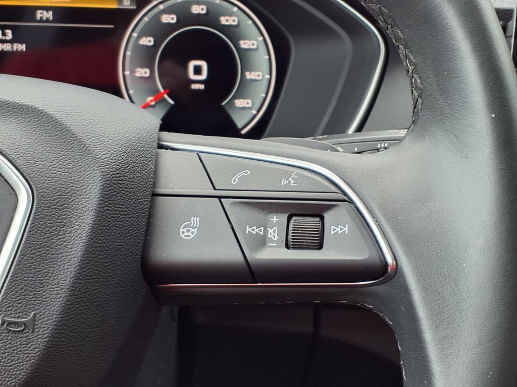 Used 2023 Audi Q5 2.0T Premium Plus AWD/4WD image 18