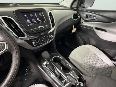 Used 2023 Chevrolet Equinox LS FWD image 19