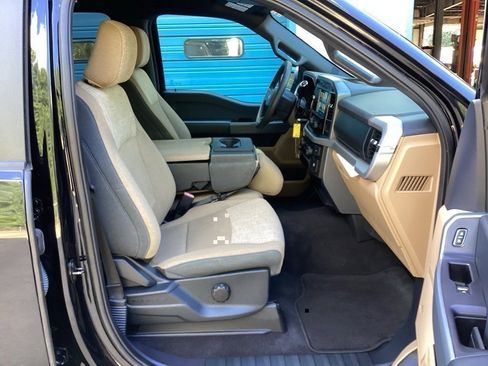 Used 2023 Ford F150 XLT image 32