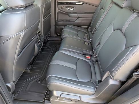 New 2025 Honda Pilot EX-L image 29