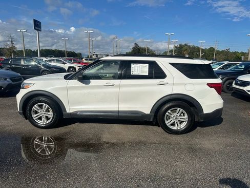 Used 2020 Ford Explorer XLT w/ Equipment Group 202A image 10