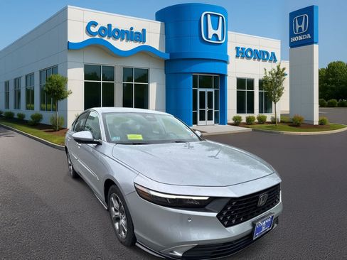 Used 2023 Honda Accord EX-L image 9