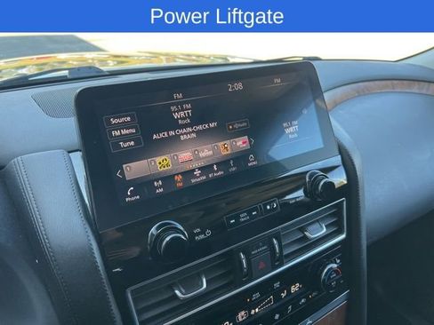 Used 2023 Nissan Armada SL w/ Captain's Chairs Package image 16