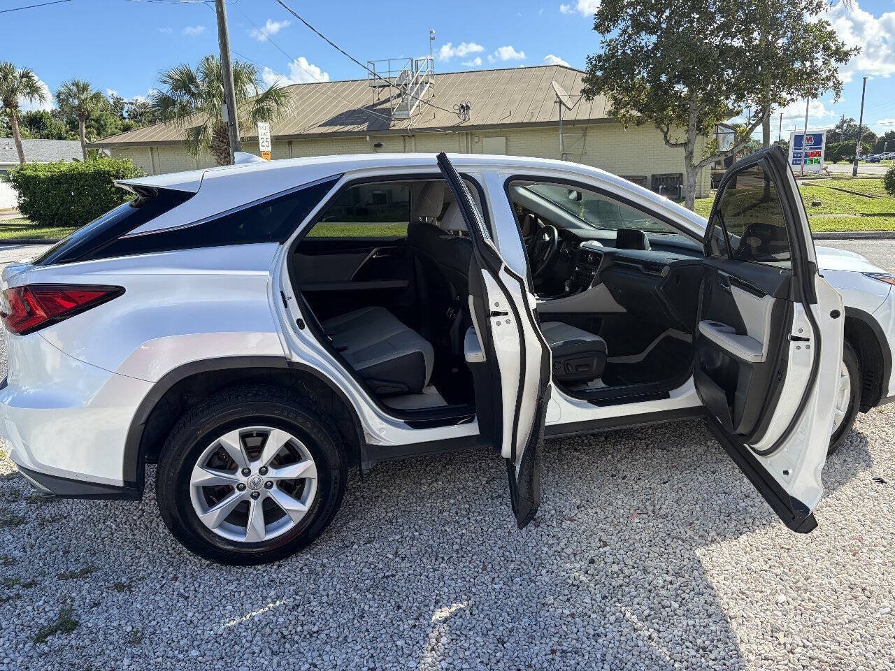 Used 2017 Lexus RX 350 AWD w/ Accessory Package image 31