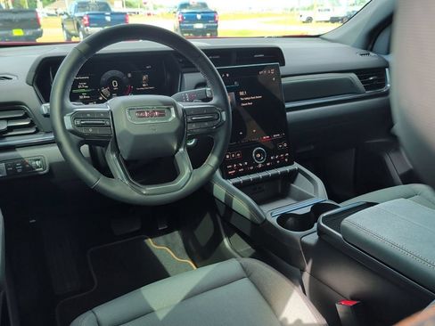 Used 2026 GMC Terrain AT4 w/ Convenience Package III AWD/4WD image 13