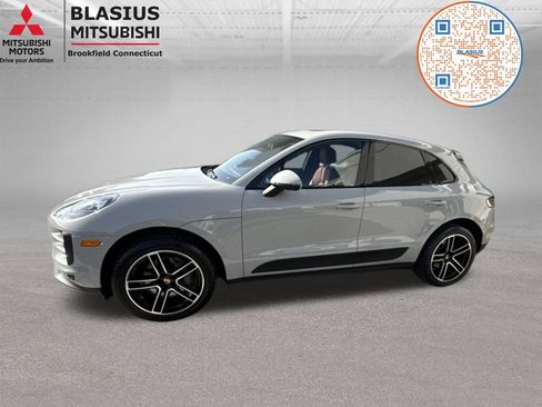 Used 2021 Porsche Macan S AWD/4WD image 26