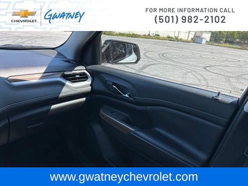 Used 2021 GMC Acadia SLE w/ Driver Convenience Package FWD image 26